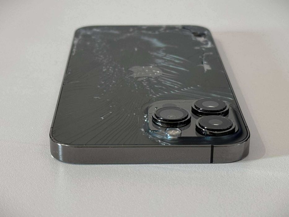 Бартер! iPhone 13 Pro Max 256GB Graphite (Черен)