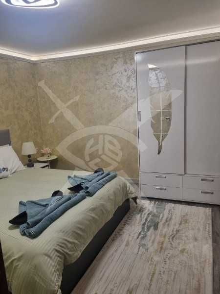 Продава се Многостаен апартамент в Бургас, Център - 92 кв.м за 1941 €/кв.м - Снимка #3