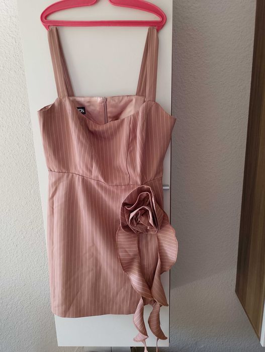 Официална рокля Desert Rose  на бутик Cocoon