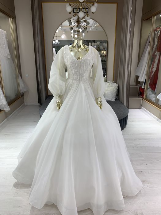 Свадебное платье