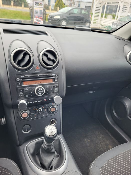 Vând Nissan Qashqai