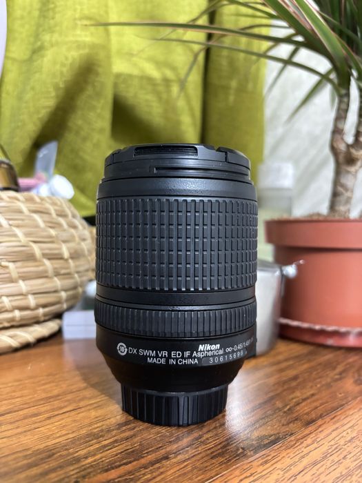 Зеркальный фотоаппарат Nikon