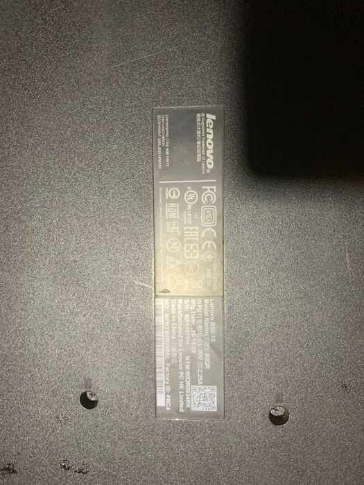 Ноутбук сотилади