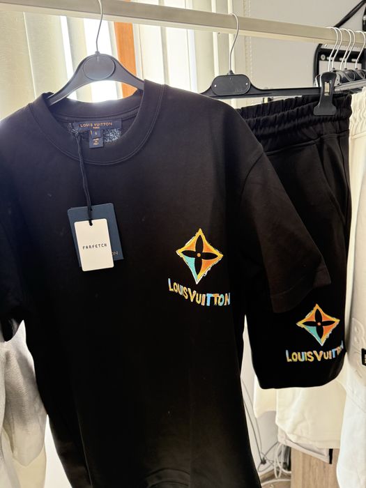 Мъжки комплекти  различни  видове