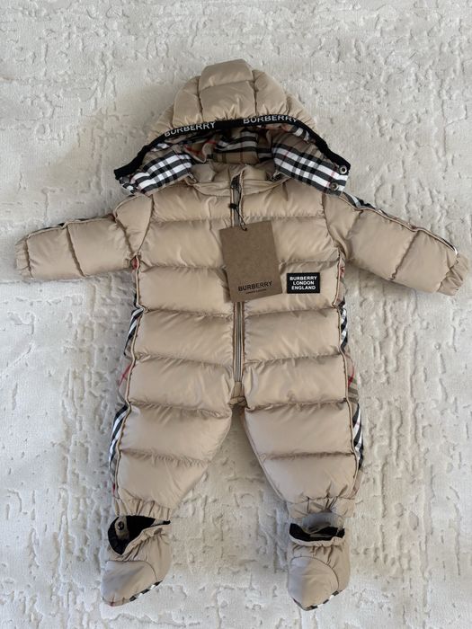 Combinezon Burberry-marimea 56 (0-3m)