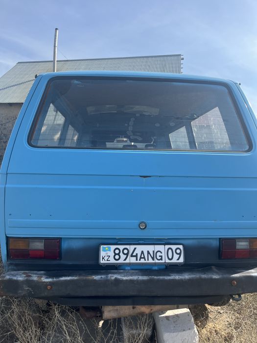 1985 жылғы  машинa volkswagen