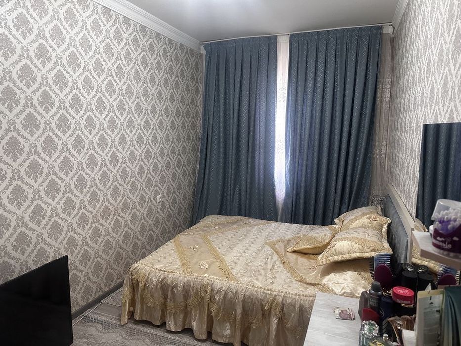 Прдается квартира 3 комнатная в центре Ташкента