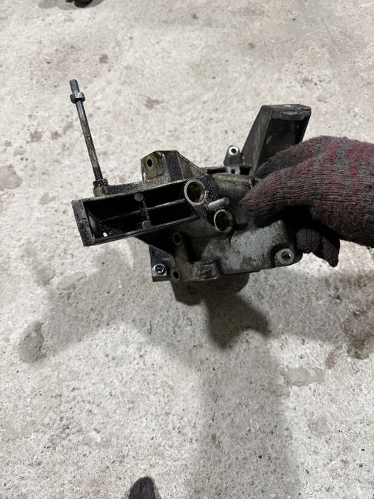 Лапы от М60 на BMW e34