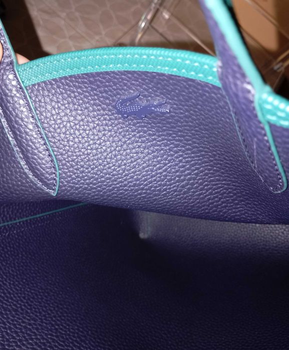 Чанта дамска Lacoste NF2991AA. Зелена.