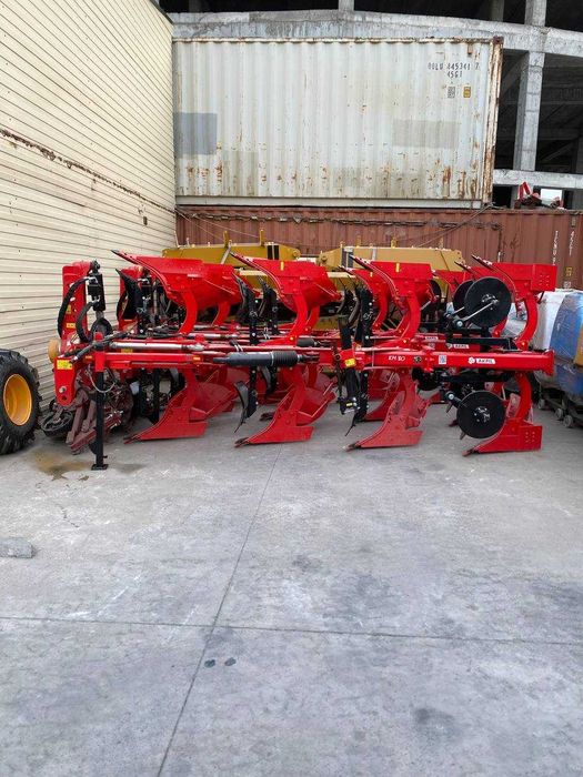 Оборотный Плуг 4+1 (Akpil)