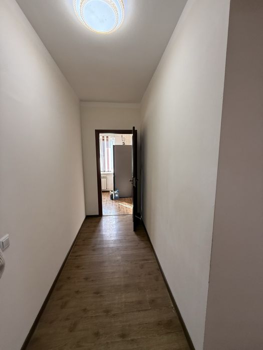 Сергели 8 чи худуд 3 хона аренда боллар 5 та  еки оила еки иностран