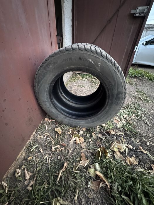 Покрышки зимние шипованные