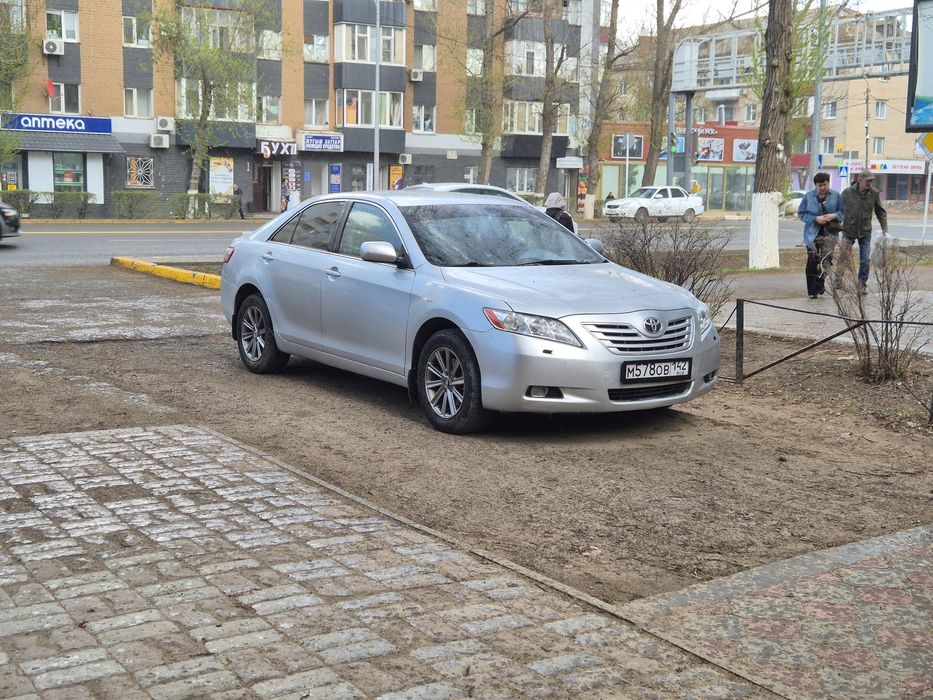 Камри сатылады 40