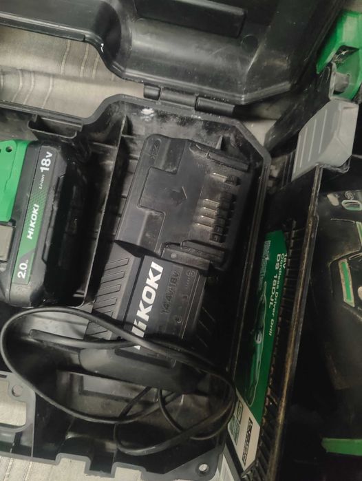 Комплект Акумулаторен Перфоратор и Винтоверт Hikoki