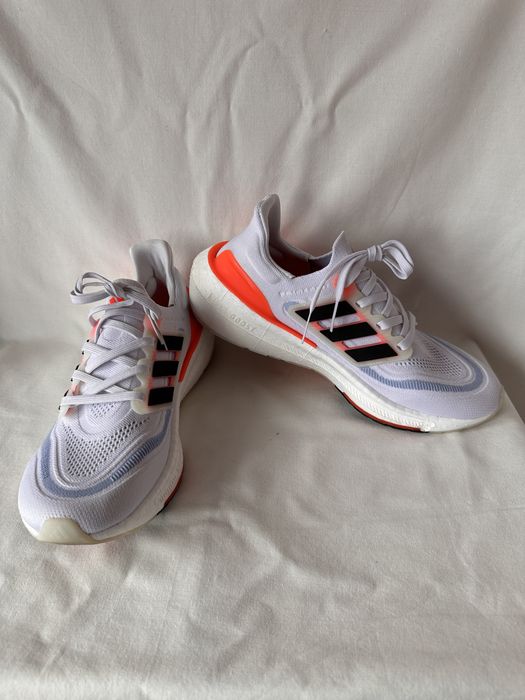 Pantofi sport alergare Adidas Ultraboost 23 marime 41
