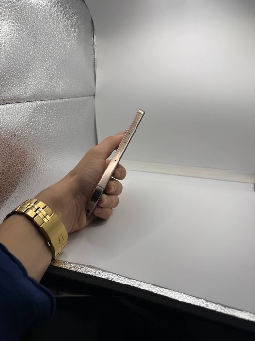 Iphone 16 pro Gold 128 Gb