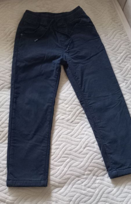 Продам утепленные брюки для мальчика 140 р.