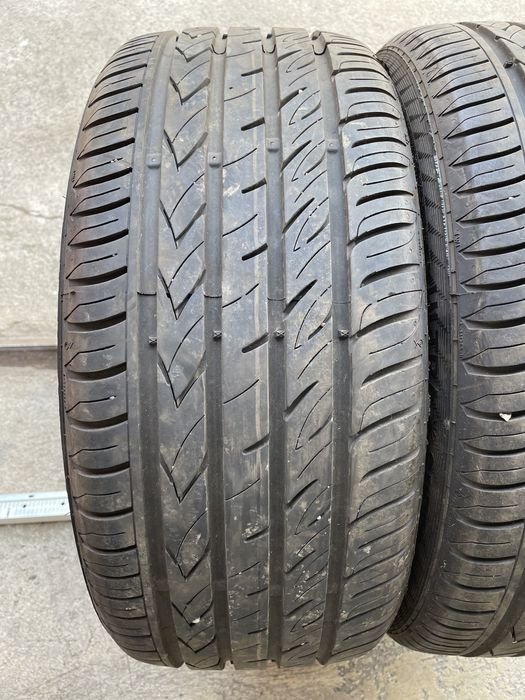 2бр. Летни Гуми 215/40/17 Gislaved