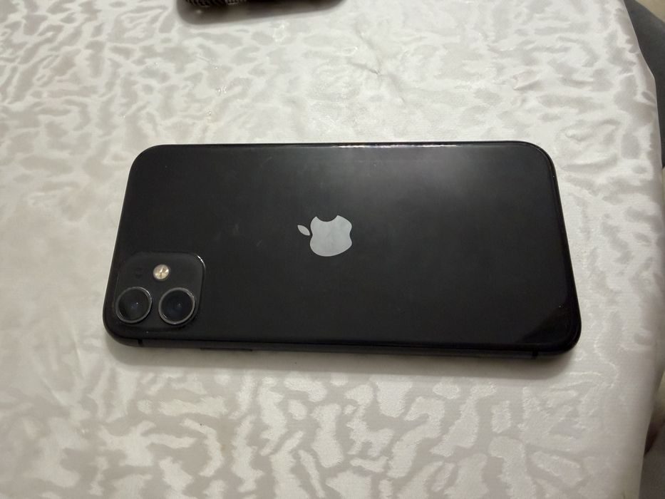 Iphone 11, 100 акум