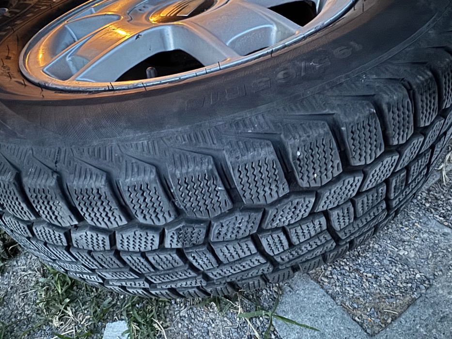 Гуми с алуминиеви фжанти р15”5х100 4броя