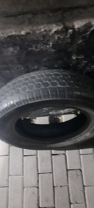 Продам автошину Б/У Трианже