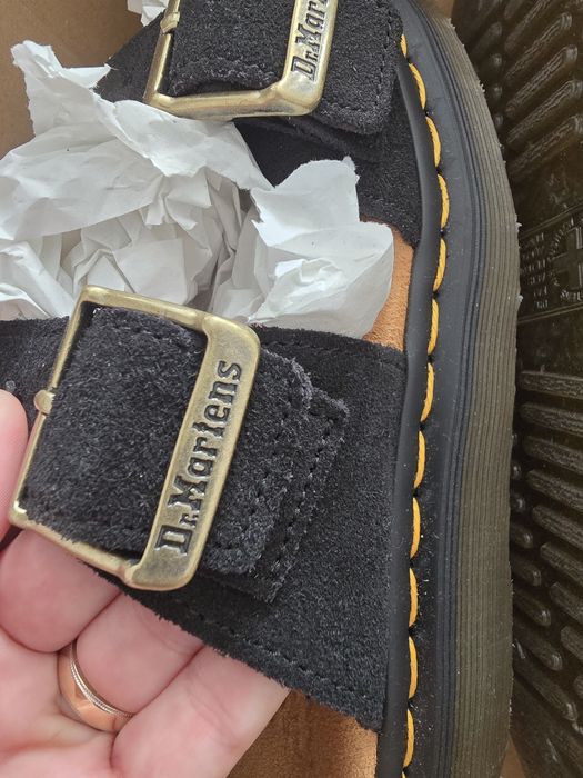 Slapi Dr.Martens marime 36