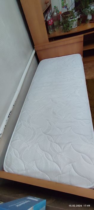 Продам односпальную кровать