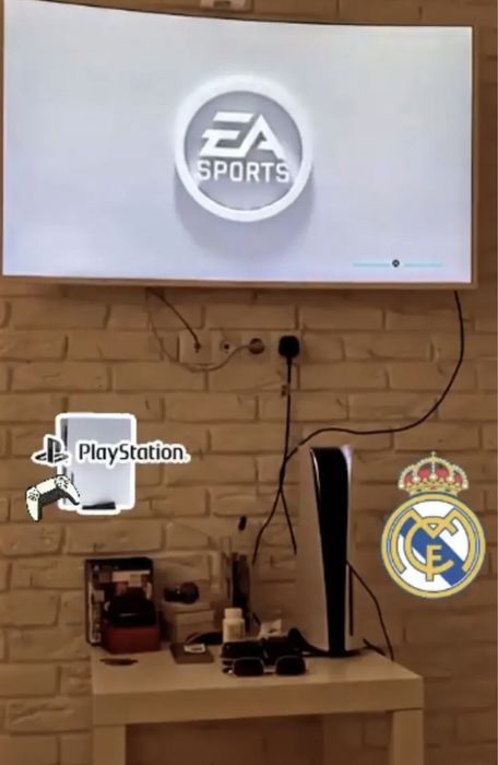 Продам консоль PlayStation 5