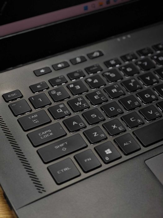 Мощный игровой Asus Rog Zephyrus