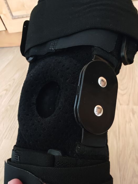 Orteza pentru genunchi