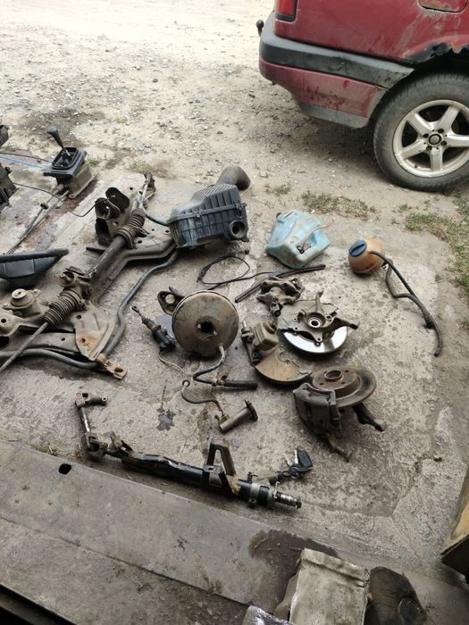 Бензобак на Фольксваген Пассат б3.