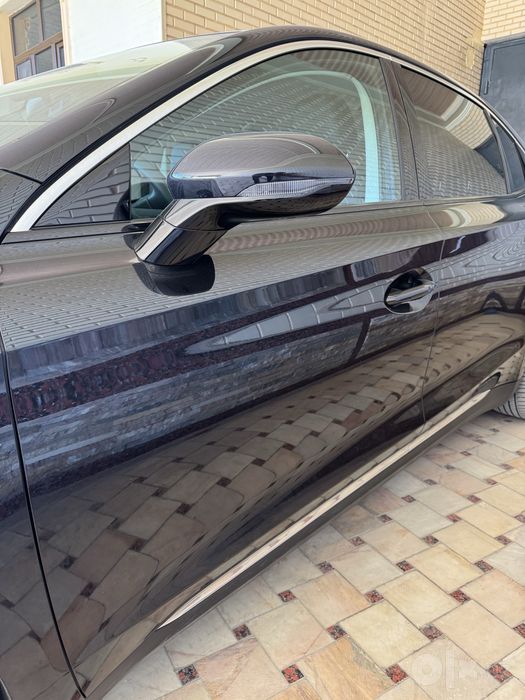 Hongqi eqm-5 2024