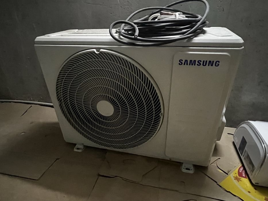 Кондиционер Samsung 24 модель на 72 кв. м.