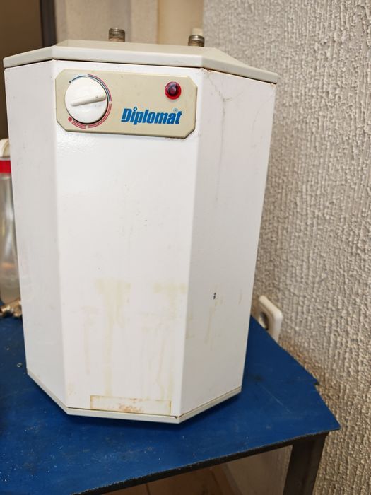 Бойлер Елдом 10л. под мивка неръждаем