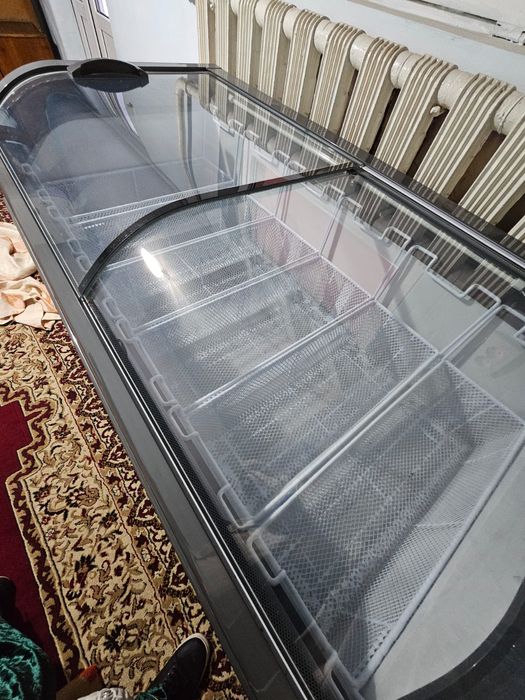 Морозильник для магазин