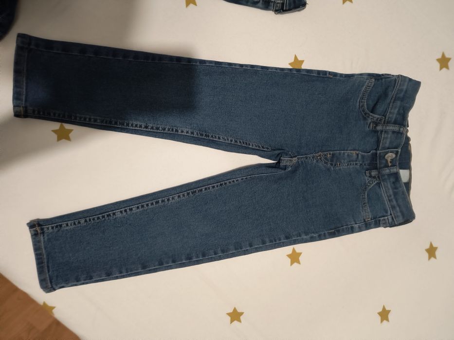 Set 3 perechi de blugi băiețel H&M mărimea 104 și 110 impecabili