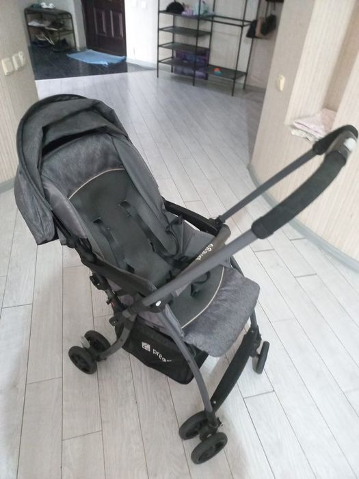 Продам коляску детскую
