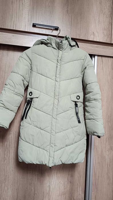 Куртки детские теплые для девочек