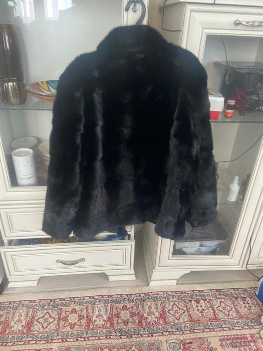 Продам норковую шубу Поперечка