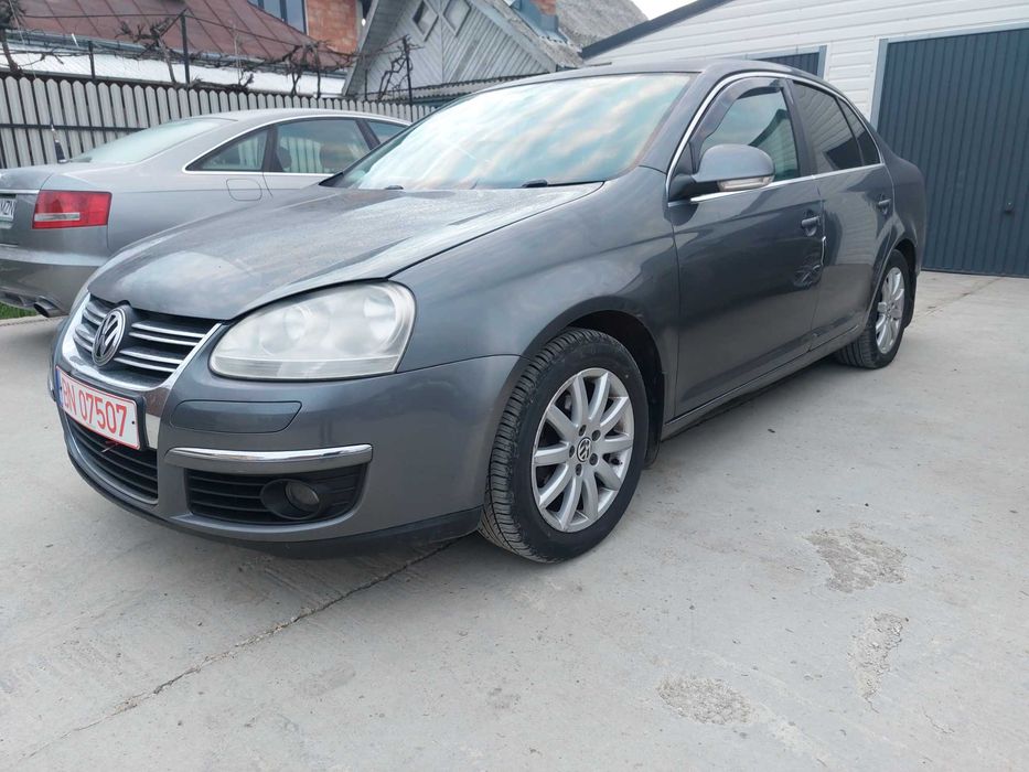 Capota fata - Orice piesa Volkswagen Jetta 1.9 TDI AUTOMAT BXE gri sobolan