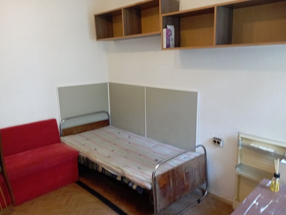 Дава се под наем  в Пловдив, Сточна гара - 13 кв.м за 102 € - Снимка #5