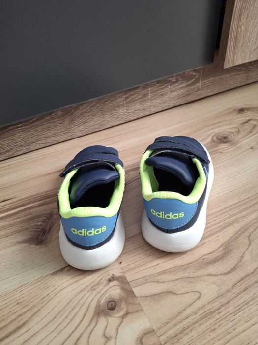 Adidas оригинални маратонки