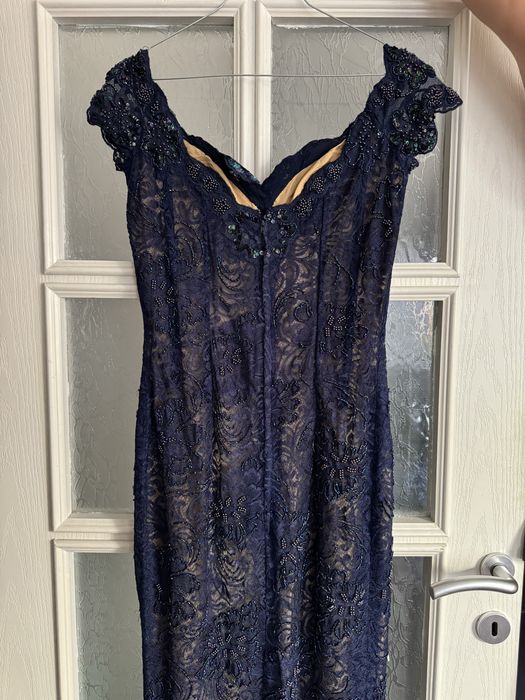 Дълга официална рокля