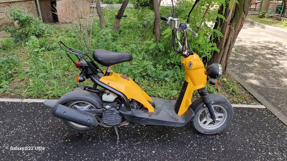 Скутер Honda Bite