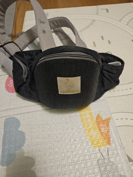 Кенгуру седалка Opalberry с модификация за преразпределяне на тежестта