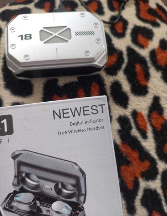 Беспроводные наушники