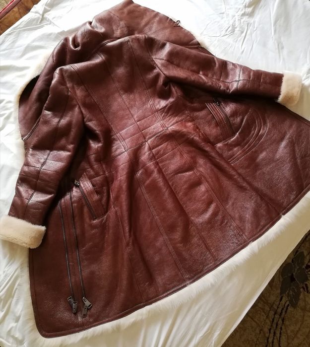 Продам натульную дублёнку кожа + мех писец