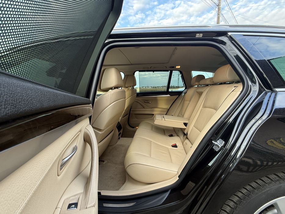 Bmw Seria 5  f11 euro 5  distronic ,panoramic