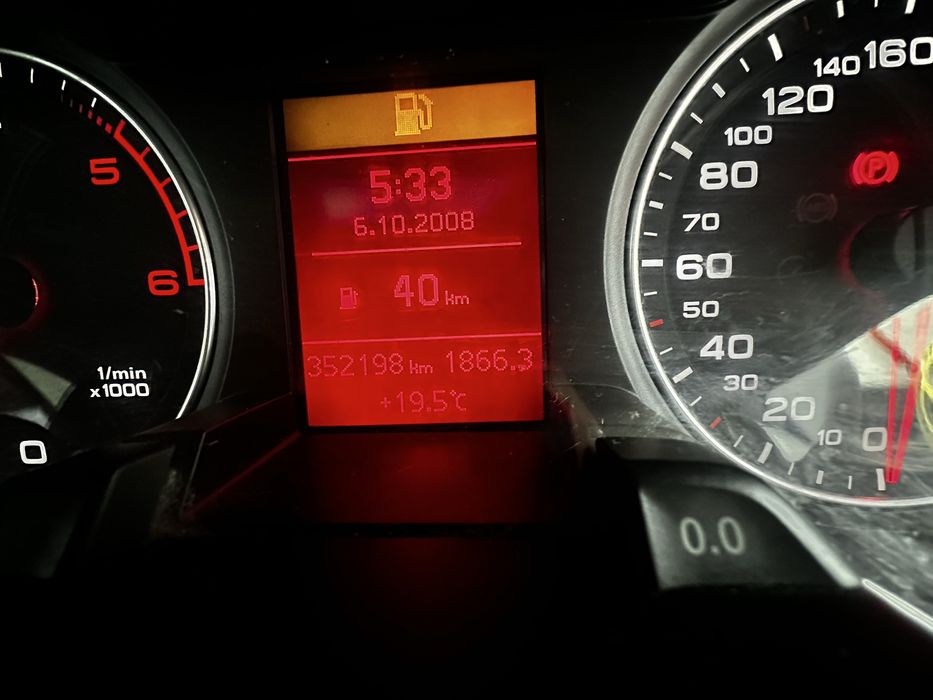 Vând Audi A4 B8