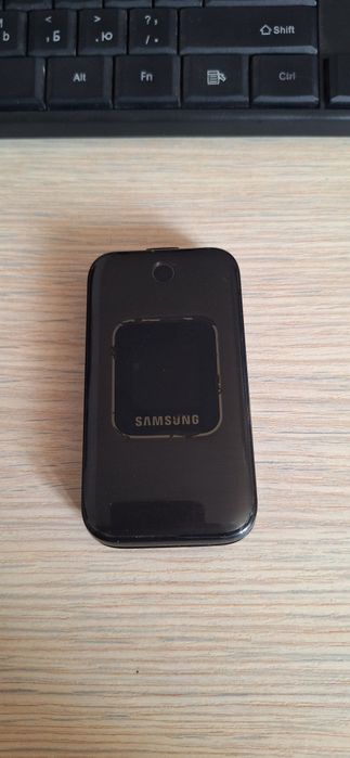 Perfectum samsung  M400